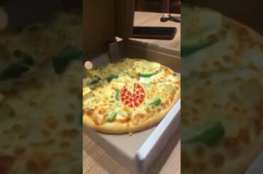 Pizza#youtube #viral #viralvideo #youtubeshorts #food #youtuber #indore #cheese #italian #foodie