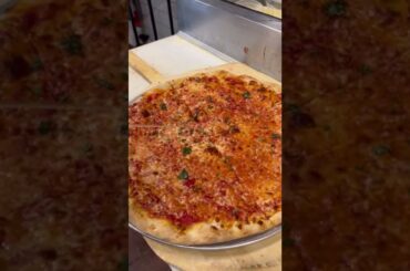 The BEST Cheese Pizza! #pizza #shorts