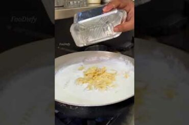 white sauce pasta recipe #shorts #trending #youtubeshorts #streetfoodindia #italianfood