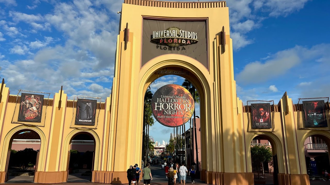 Halloween Horror Nights 2022 #HHN31 Opens This Week! | Final Walk Through The Scare Zones & More! Halloween Horror Nights 2022 #HHN31 Opens This Week! | Final Walk Through The Scare Zones & More!