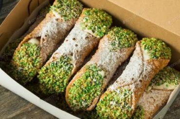 Cannoli are better than Choco Donuts | ASMR Eating Green Italian Food #asmr #greenfoods #cannoli