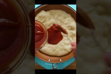 Gordon Ramsay Mozzarella & Rosemary Skillet Pizza