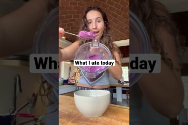 Should I move to Italy or LA?