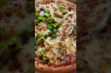 Italian food in Indian #shorts #stream #streetfood #foodtour