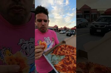 Fore Stagione Golf Bar & Pizzeria #pizza #pizzareview #pizzalover #food