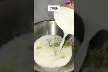 Cheesy creamy macaroni recipe. #youtube #shorts #cooking #recipe #macaroni #ytshorts #trending