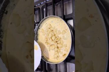 White sauce pasta recipe! Quick and easy! So creamy. #shorts #cooking #foodie #viral