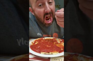 Ravioli drowned in fresh tomatoe sauce