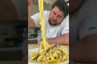 Tagliatelle Carbonara #shorts
