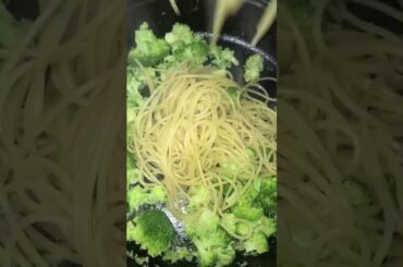 Broccoli Spaghetti #food #shorts #italianfood