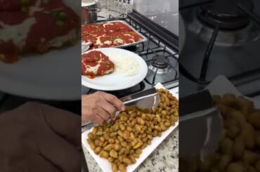 Torresminho de Berinjela e Sobrecoxa a Parmegiana #shorts