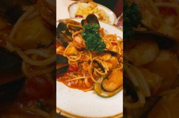 #italian food #vlog #pizza #seafood #foodvlog Switzerland