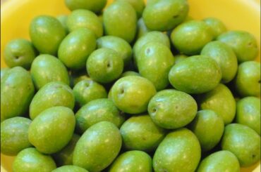 GREEN OLIVES IN BRINE (How to make homemade olives in brine)
