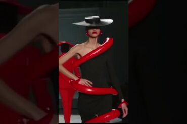 Moschino Spring 2023