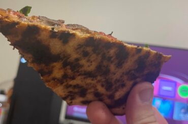 Need some help understanding what’s going on here, please. Wood fired pizza oven, 550-700 degree range, this happens to every pizza I made today. Too much flour? Too much heat? Crazy. This pizza here was cooked at 550 at the end of the night. Constantly turned. 48hr dough, 1/2 wheat, 1/2 00.