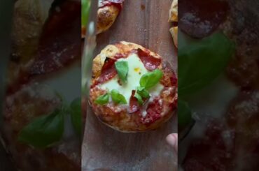 Mini Pizzas on the Baking Steel