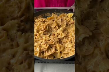 Caramelized Onion & Sun Dried Tomato Pasta #pasta #recipe #vegan #cooking #cookingchannel