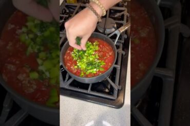 A simple meat sauce recipe