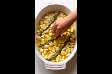 The *ultimate* garlic lovers pasta