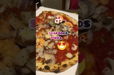 #italianfood#pizzalover#satisfying#viral#trend #share#youtubeshort#yummyfood#internationalfood