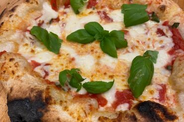 Double Fermentation Dough- Margarita and Garlic Bread- Ooni Koda 16