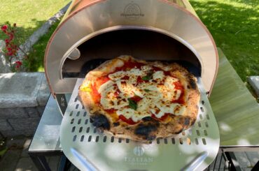 Pizza Margarita- The Ardore pizza oven is working very well, just need to get everything else correct.