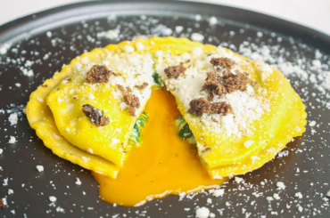 GIANT EGG YOLK RAVIOLO
