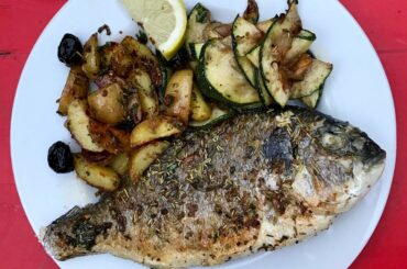 Orata e verdure alla griglia.