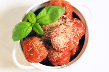 My Nonna's Italian Meatballs! 😻😻