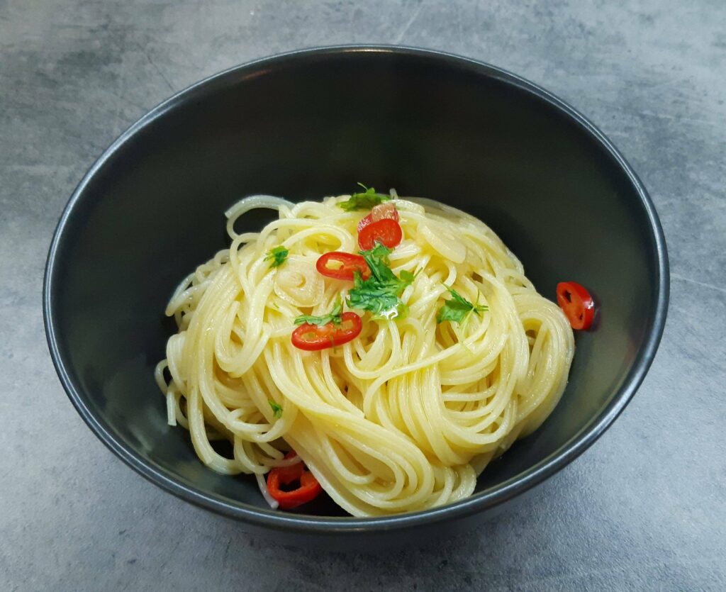 Pasta aglio, olio e peperoncino