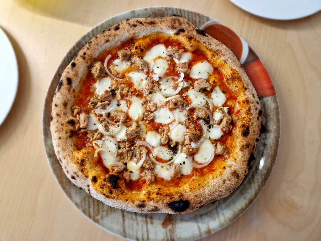 Pizza Tonno