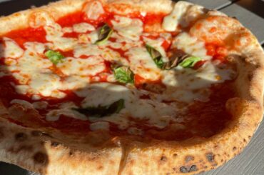 This year's first pizza (la pizza Margherita)