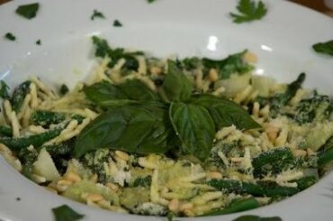Italian Pesto Sauce Recipe with Trofie Pasta - Rossella's Cooking with Nonna