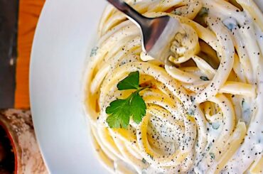 LazyChefs Easiest and simplest white pasta recipe : with CHEESE #shorts