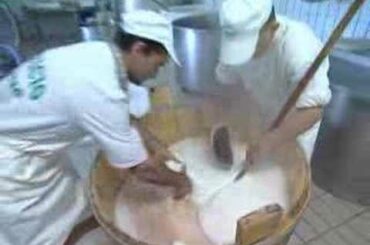 Italian Cooking: Naples, Land of Mozzarella