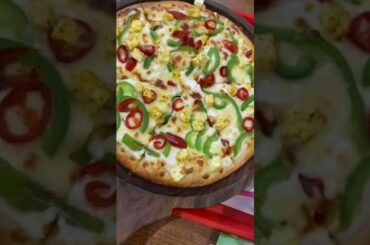 #pizza #pizzahut #pizzalover #party #surprise #domino #pizzarecipe #pizzadough #kesariya #cooking