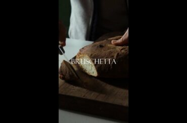The real Italian bruschetta with EVO oil | Rural Italy | Italian food #shorts