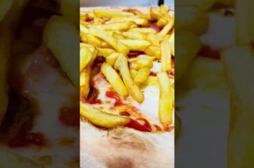 pizza recipe | pizza wurstel e patatine | asmr food ita |#shorts