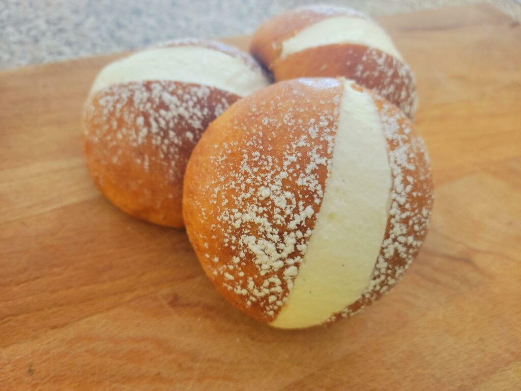 First post, first attempt at making some maritozzi.
