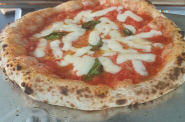 Margherita; Provola and Bresaola; Nduja; Mortadella and pistaccio