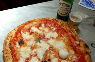 Margherita at Sorbillo (Napoli)