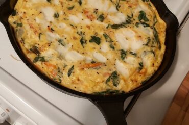 I got my first cast iron pan a week ago so of course I needed to make my very first frittata