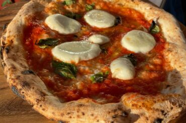 La pizza Margherita di bufala