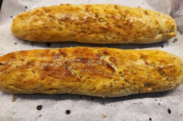 So glad with my GF and EF Baguette Bread 🥖 it baked really well, crispy outside and chewy inside..taste yummy, very close to the normal loaf! 😋