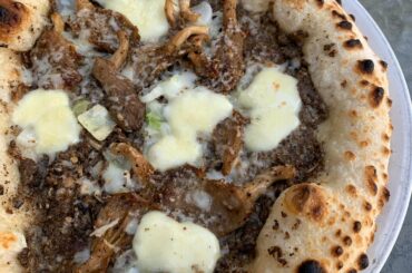 Sourdough Neapolitan style pizzas! What do you think? 😃