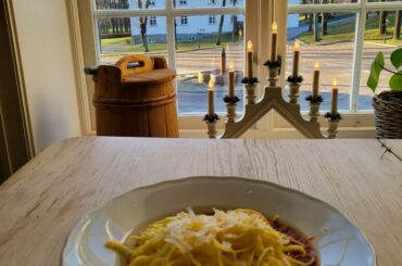 I'm no Italian, but we made spaghetti at my work today, pretty proud myself