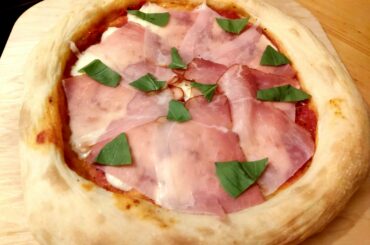 Smoked prosciutto, basil, garlic infused olive oil.