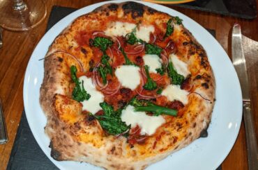 First bake with my new Ooni Fyra. In love with it already! 24hr dough, 60% hydration with Caputo Blue.