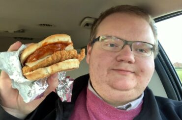 NEW Wendy's Italian MOZZARELLA Chicken Sandwich Review