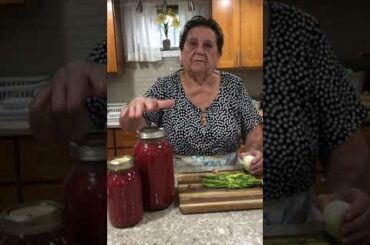 Nonna Pia's Pasta Sauce Recipe!